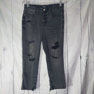 Judy Blue Distressed Skinny Fit Capri Jeans